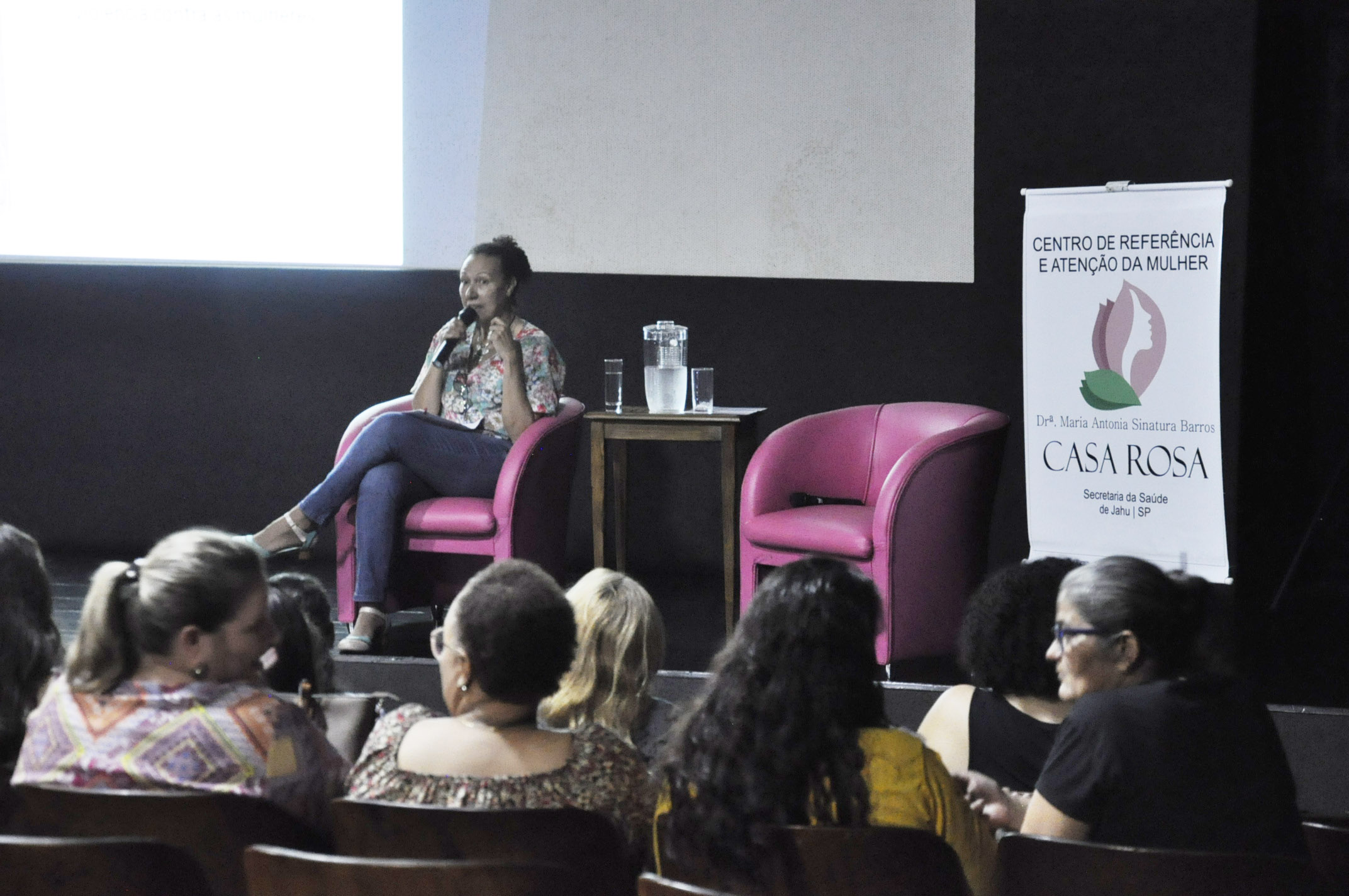 Palestra: Porque ainda existe violência contra a mulher no século XXI? O silêncio da sociedade e as relações abusivas - FOTOS
