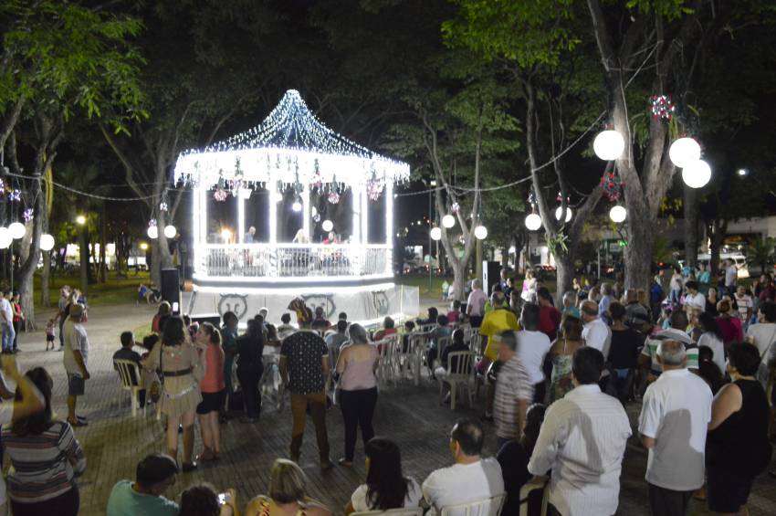 NATAL: Encerramento da Programação do Natal de Todos Nós com Grupo Sinhá e Casinha do Papai Noel - FOTOS