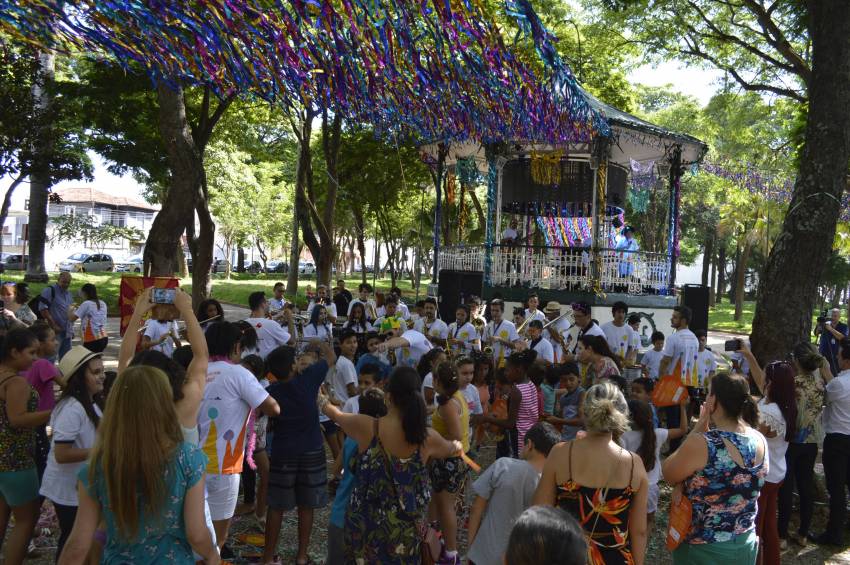 CARNAVAL: Bloco do Guri no Jardim de Baixo - FOTOS