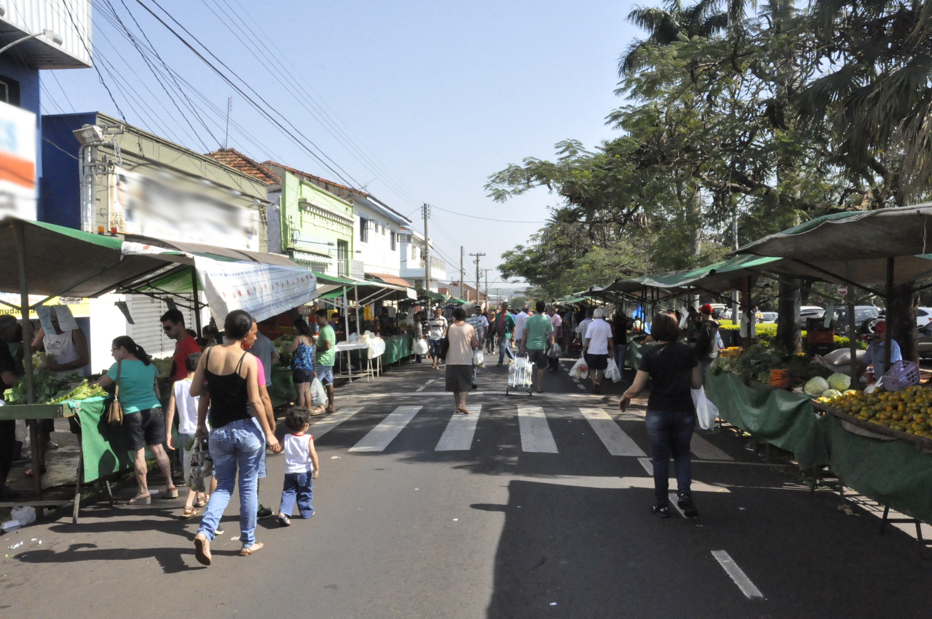 Feira noturna começa nesta sexta-feira