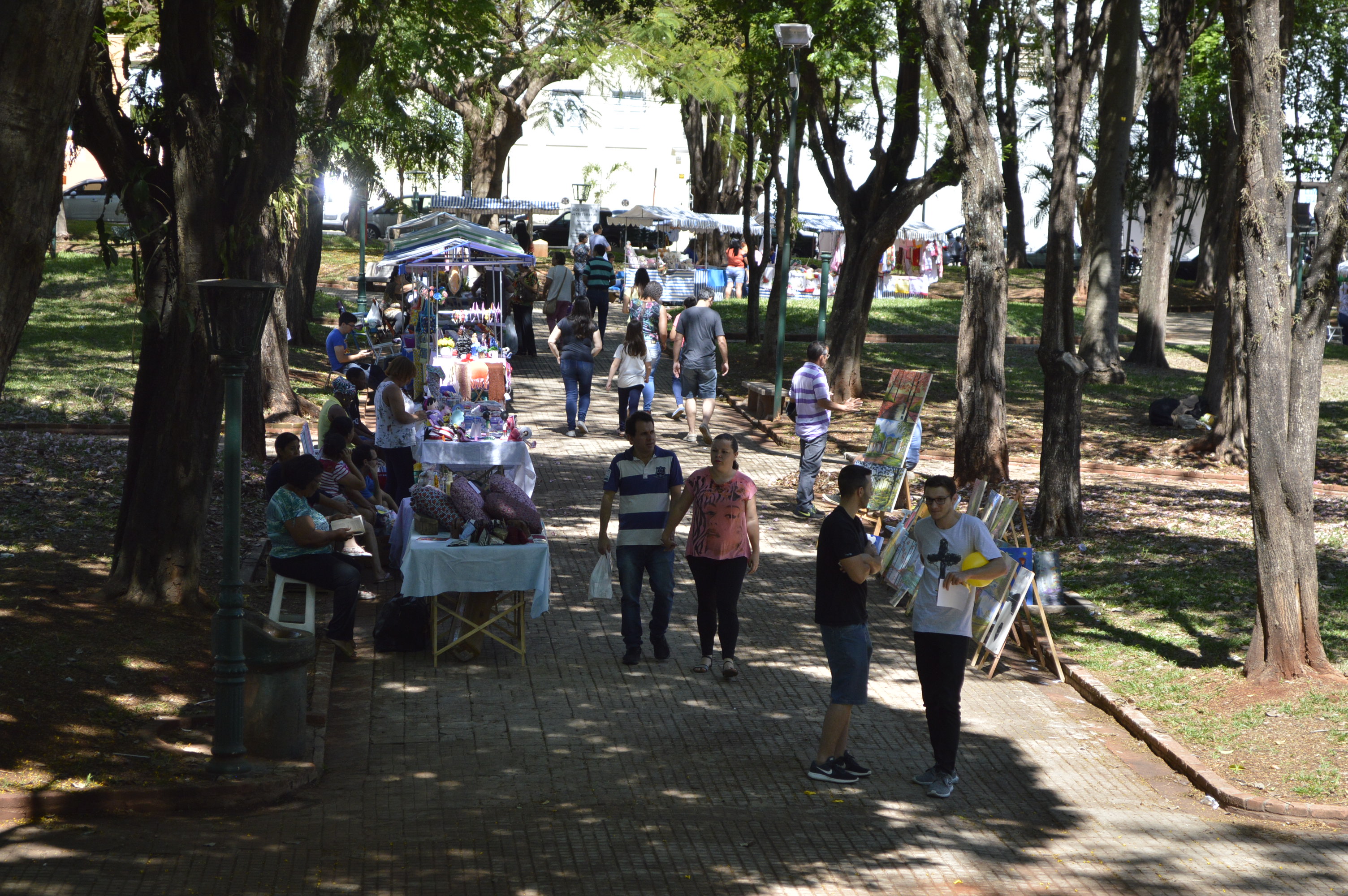 Secretaria de Cultura e Turismo promove Sábado na Praça - FOTOS