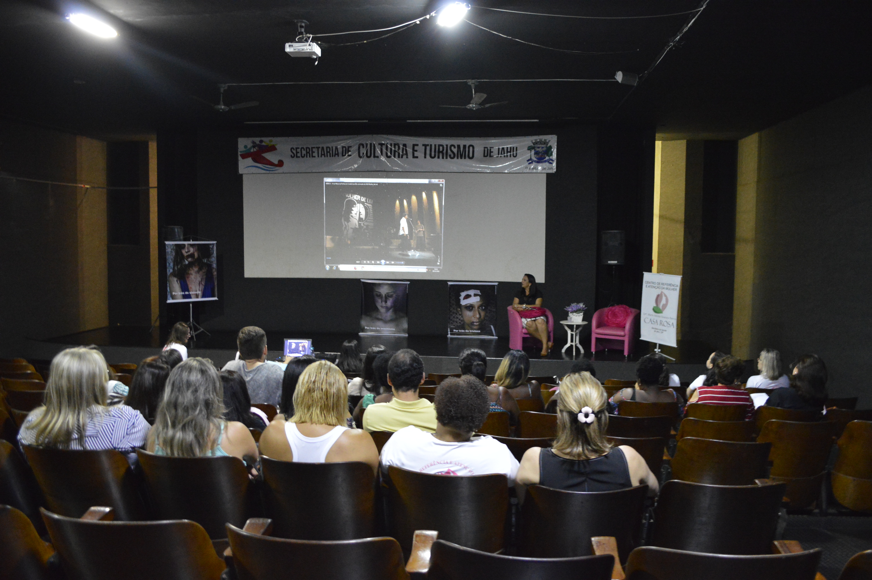 16 dias de ativismo pelo fim da violência contra as mulheres: Lei Maria da Penha, dentro da perspectiva prática - FOTOS