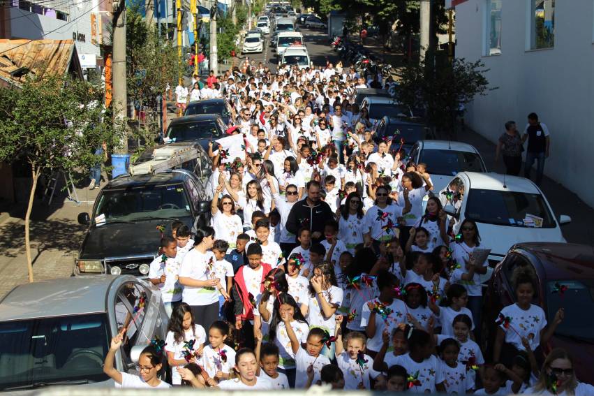 Caminhada pelo “Dia Mundial de Combate ao Trabalho Infantil” - FOTOS