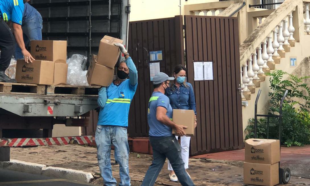 FUSS RECEBE 800 CESTAS BÁSICAS