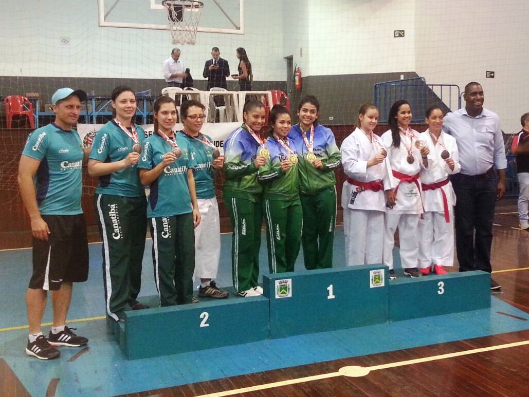 JOGOS REGIONAIS: FUTEBOL MASCULINO É OURO E TÊNIS DE MESA CONQUISTA  MEDALHAS - Prefeitura do Município de Jahu