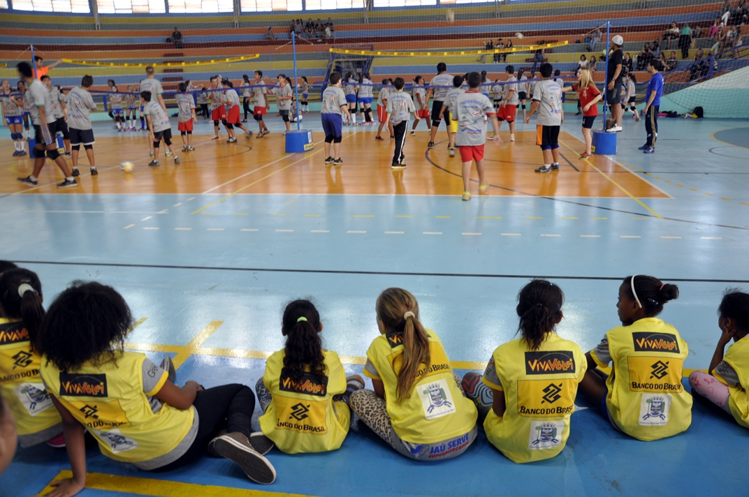 Jovens atletas de projeto esportivo vencem jogo após doação de uniformes  pelo Grupo Hinova – Grupo Hinova