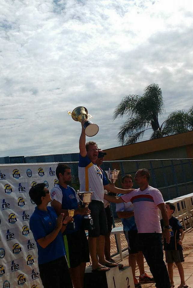 SESI levanta o troféu de campeão Paulista Juvenil de Verão