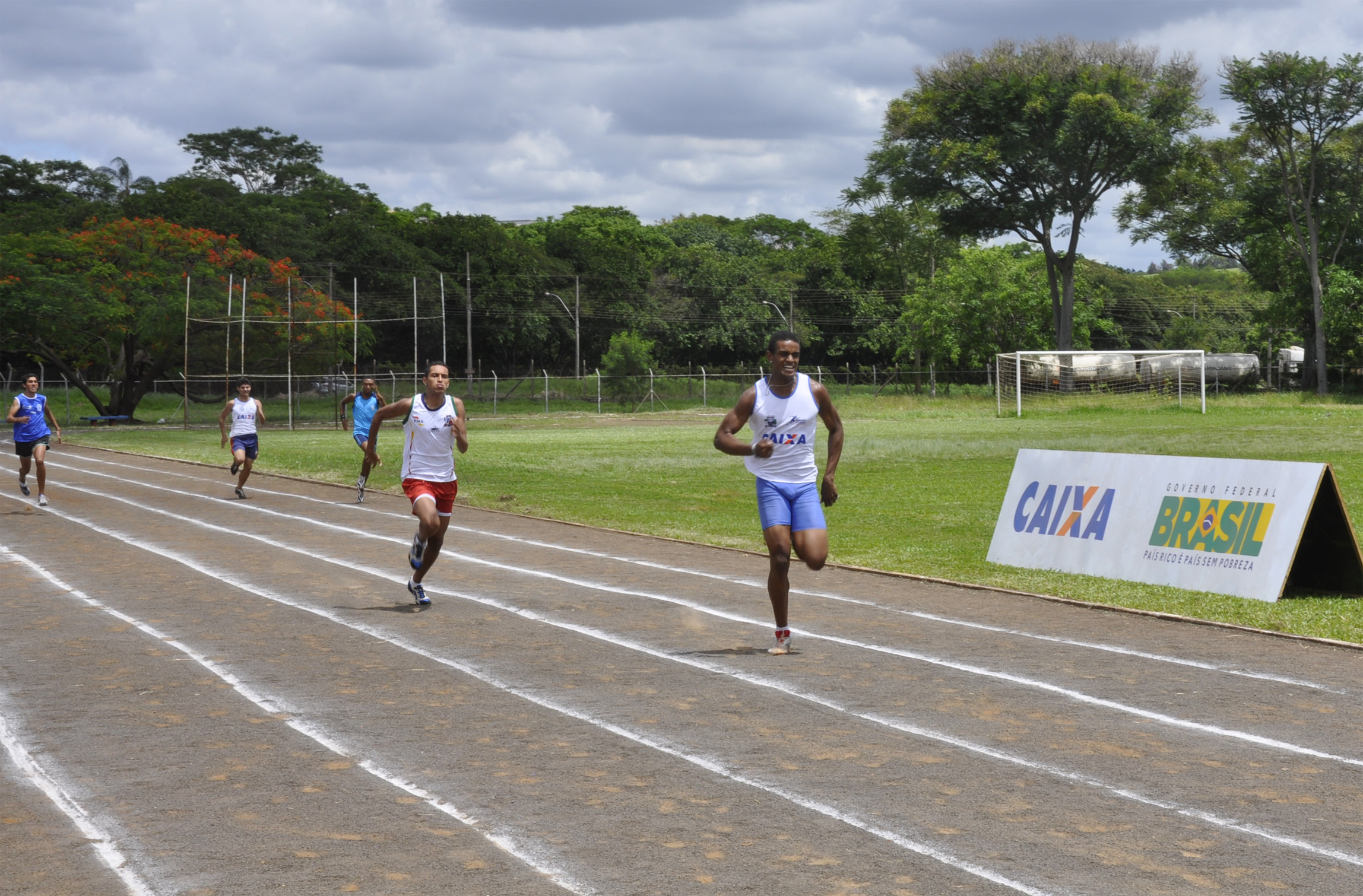 Mais de 900 pessoas participaram do TEM Running 2023 em Bauru